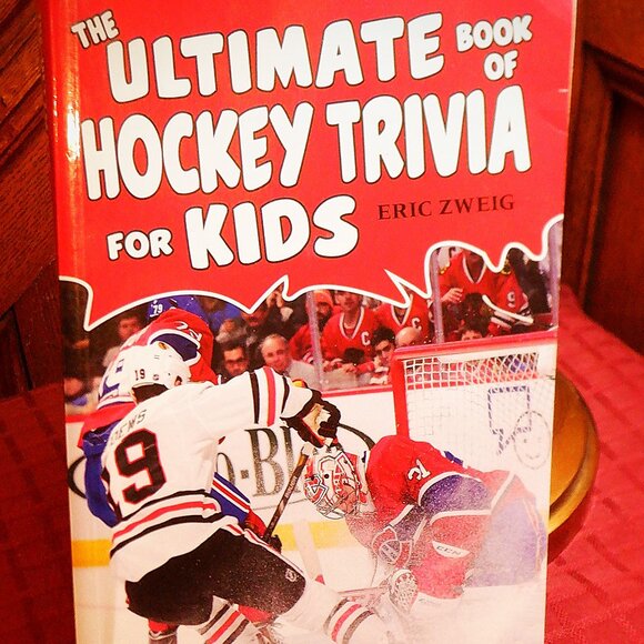 ~~~ The ULTIMATE Book of HOCKEY TRIVIA for Kids ~~~ - Picture 1 of 1
